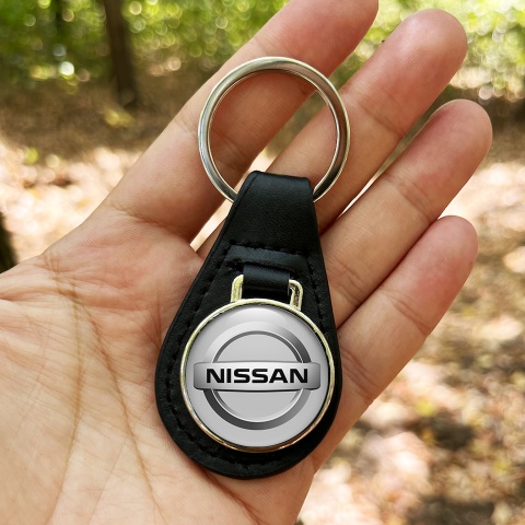 Nissan Keyring Holder Leather Silver Metallic Circle Design